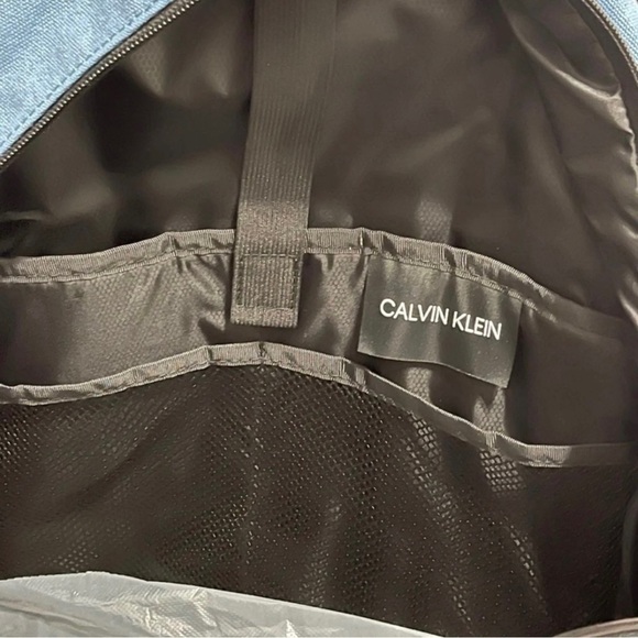 Brand New Unisex Calvin Klein Large Canvas Backpack With Exterior Leather Patch - Picture 5 of 8
